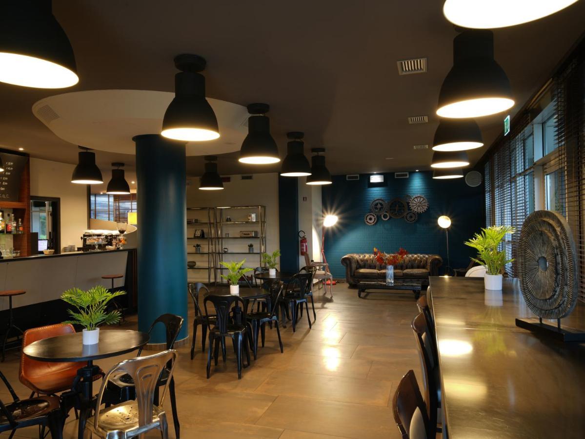 La Meridiana Bleisure Hotel Перуджа Екстериор снимка