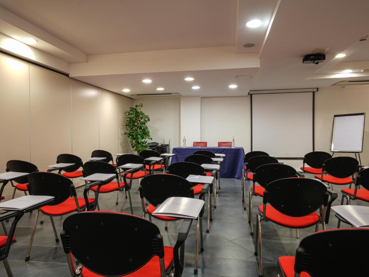 La Meridiana Bleisure Hotel Перуджа Екстериор снимка